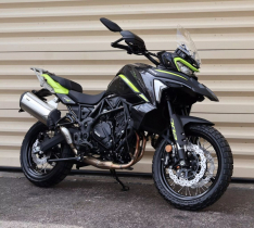 2025 Benelli TRK 702 X