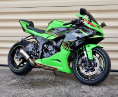 2024 KAWASAKI NINJA ZX-6R KRT EDITION