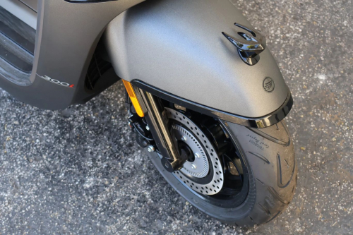 ia_100000022-1.jpg ia_100000022-1.jpg