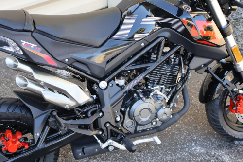 ia_1600000016-1.jpg ia_1600000016-1.jpg