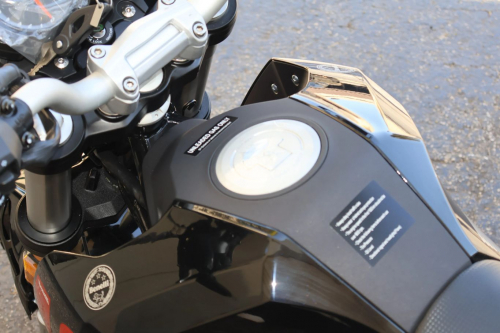 ia_1600000020-1.jpg ia_1600000020-1.jpg