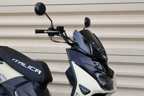 ia_4400000021-1.jpg ia_4400000021-1.jpg